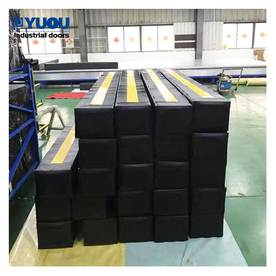 Bay 3000mm Loading Dock Shelters Curtains 3.6kg/m Seal Sponge 60HZ